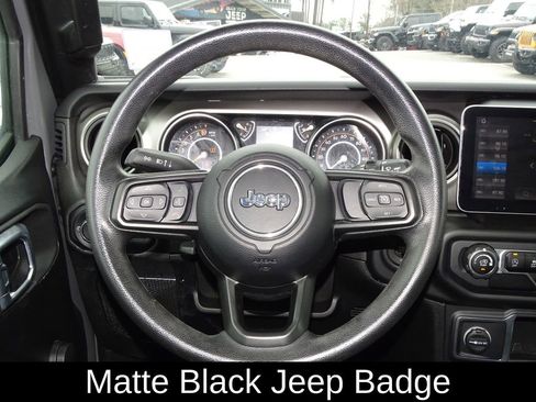 Used 2021 Jeep Wrangler Unlimited Sport image 19