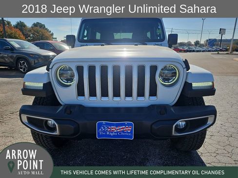 Used 2018 Jeep Wrangler Unlimited Sahara w/ Safety Group image 3
