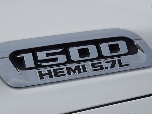 Used 2022 RAM 1500 Laramie AWD/4WD image 31