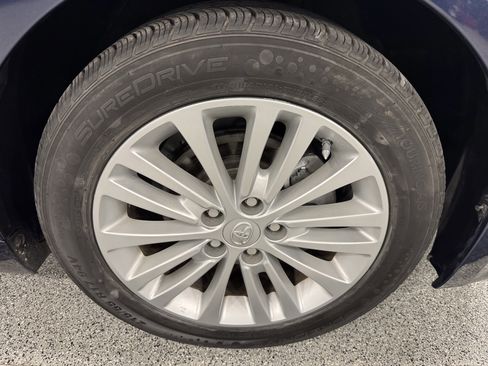 Used 2015 Toyota Avalon XLE Touring image 31