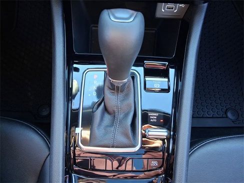 New 2025 Jeep Compass Latitude w/ Sun & Sound Group image 25