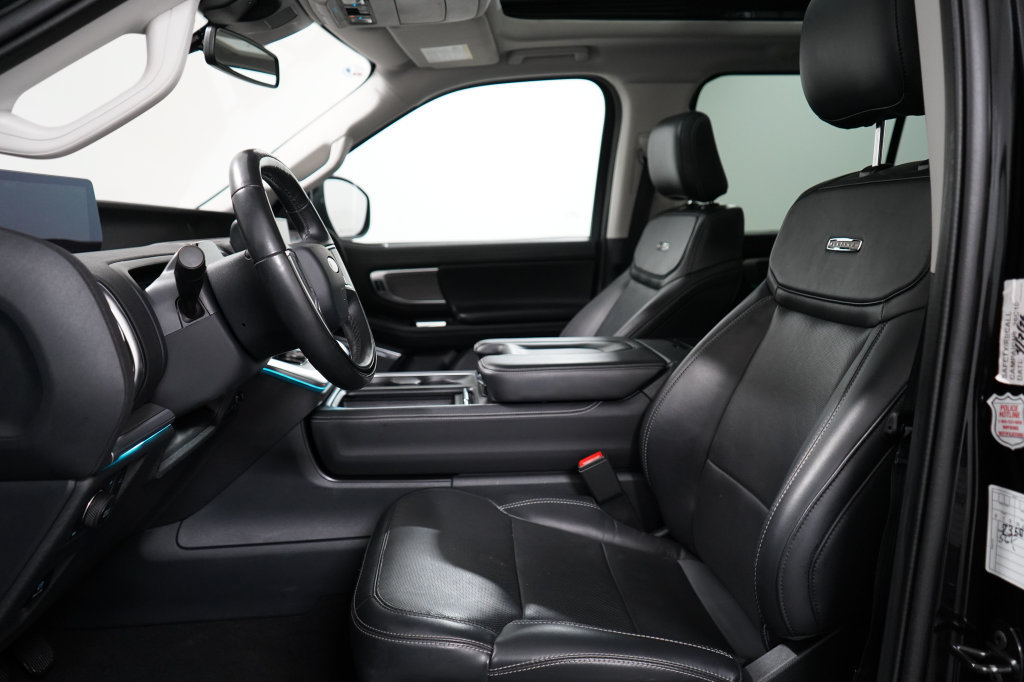 Certified 2025 Ford Expedition Max Platinum AWD/4WD image 14