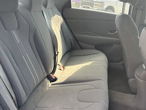 Used 2021 Hyundai Elantra SEL w/ Convenience Package FWD image 15