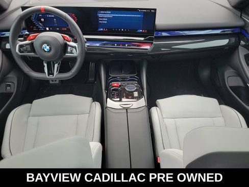 Used 2026 BMW M5 Touring AWD/4WD image 12