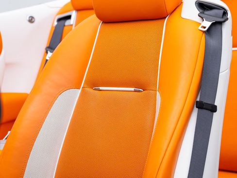 Used 2017 Rolls-Royce Dawn RWD image 51