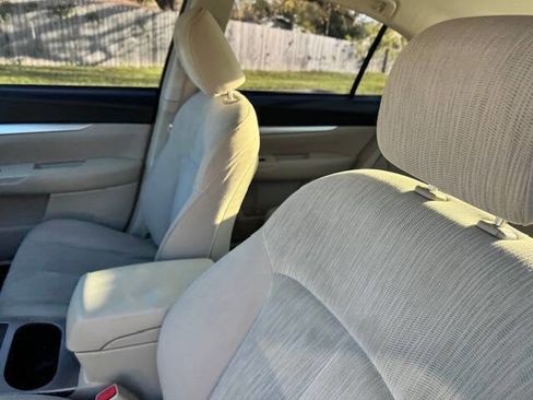 Used 2013 Subaru Legacy 2.5i Premium image 34