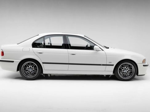 Used 2001 BMW M5 RWD image 17