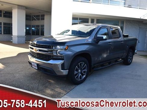 Used 2021 Chevrolet Silverado 1500 LT w/ Z71 Off-Road Package image 5