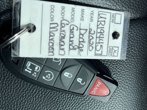 Used 2020 Dodge Grand Caravan SXT image 33