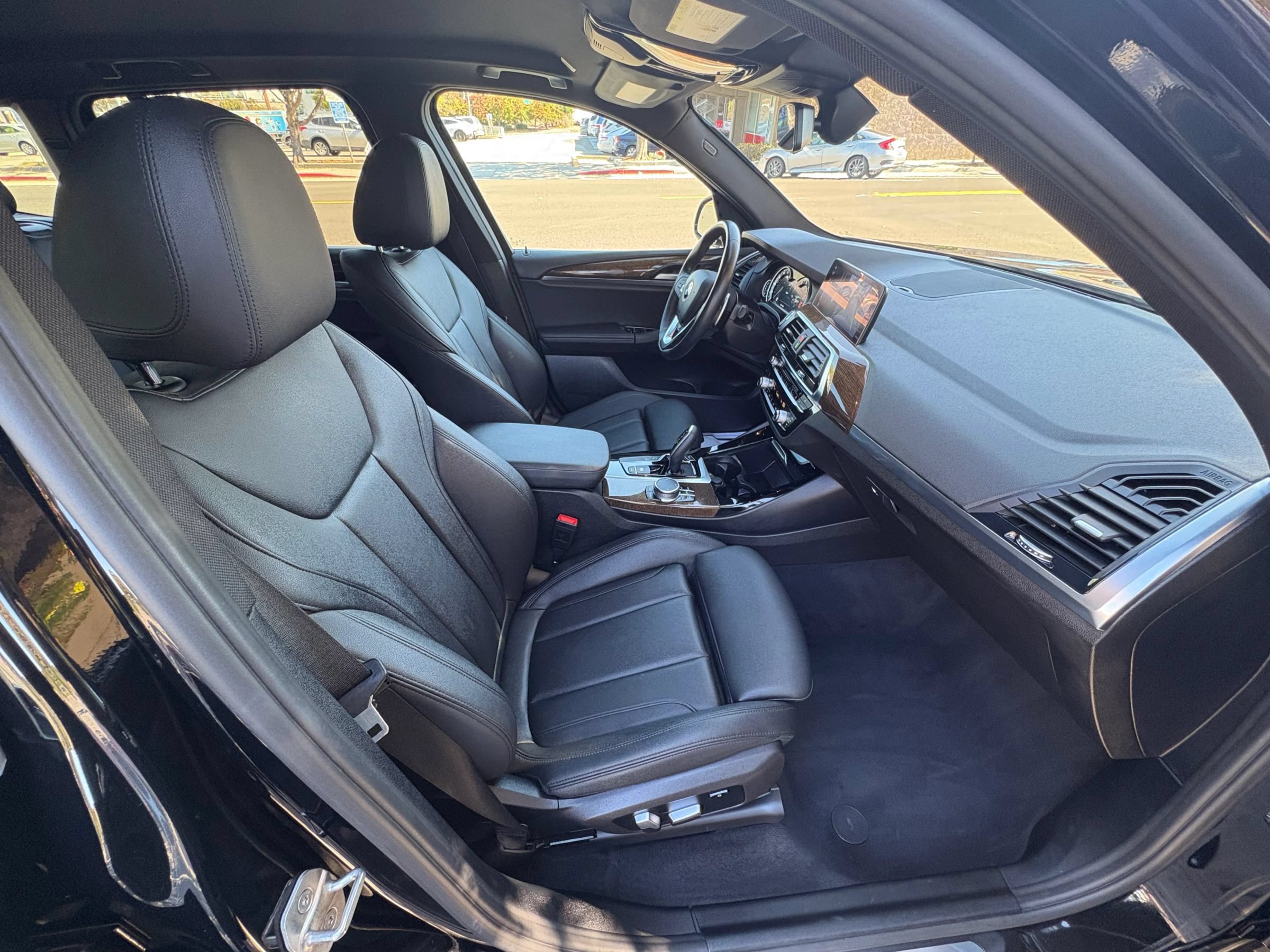Used 2019 BMW X3 xDrive30i w/ Driving Assistance Package AWD/4WD image 11