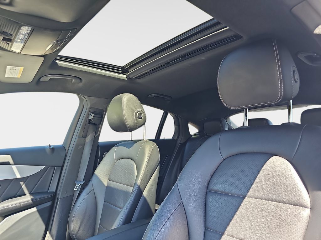 Used 2019 Mercedes-Benz GLC 300 4MATIC Coupe image 32