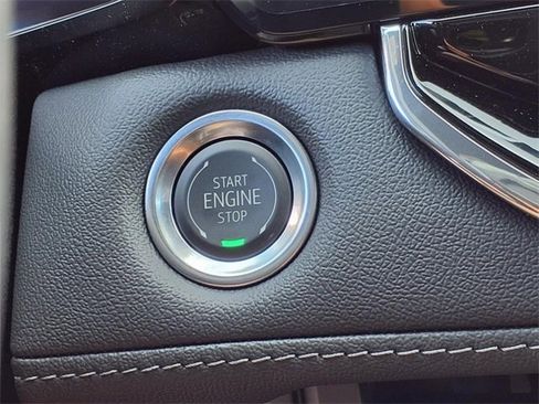 New 2025 Chevrolet Colorado LT w/ LT Convenience Package image 7