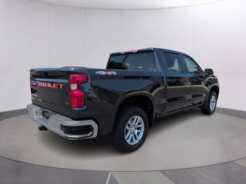 Used 2023 Chevrolet Silverado 1500 LT AWD/4WD image 7