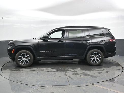 Used 2024 Jeep Grand Cherokee L Limited w/ Luxury Tech Group II image 9