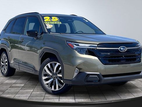 Certified 2025 Subaru Forester Touring AWD/4WD image 10