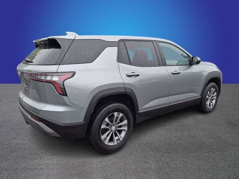 Used 2025 Chevrolet Equinox LT FWD image 5