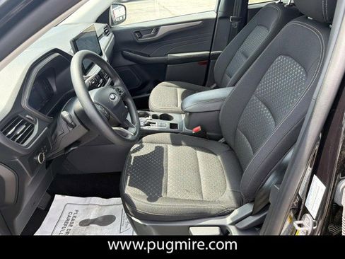 Used 2025 Ford Escape Active w/ Tech Pack #1 FWD image 9