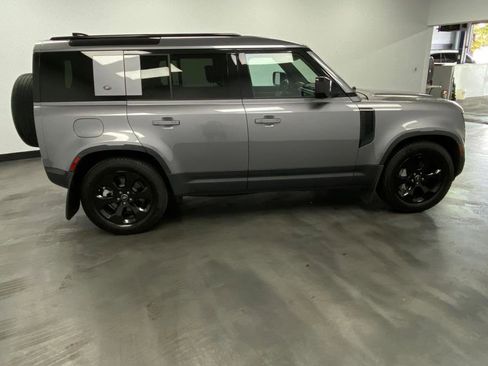 Used 2020 Land Rover Defender 110 HSE image 7