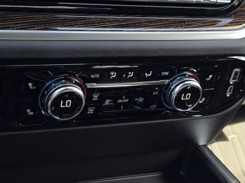 New 2026 GMC Sierra 1500 Elevation AWD/4WD image 24