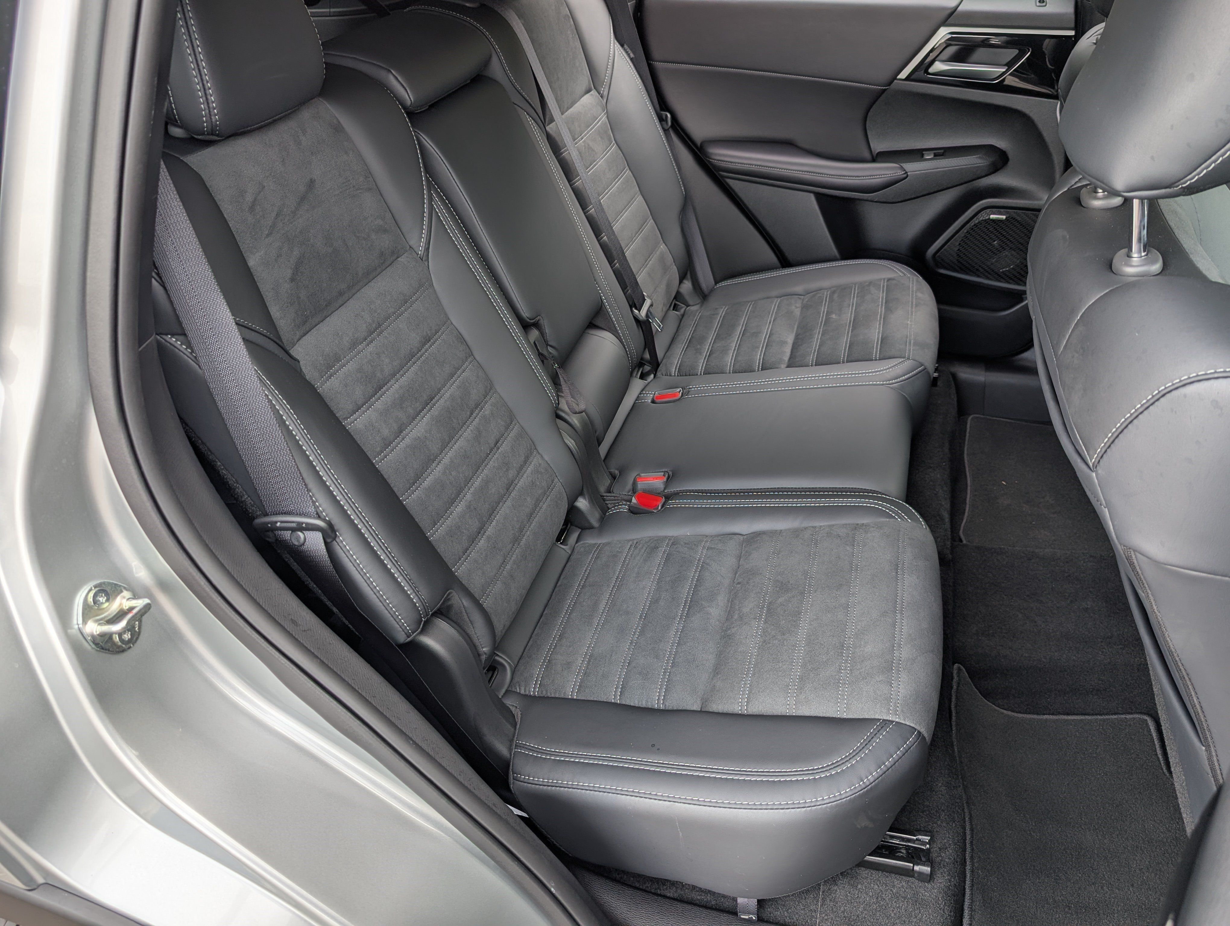 Used 2026 Mitsubishi Outlander SE AWD/4WD image 20