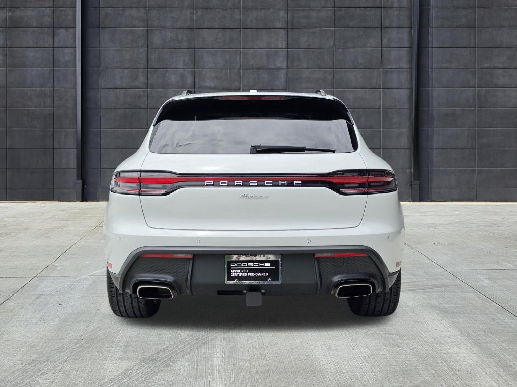Certified 2026 Porsche Macan AWD/4WD image 10