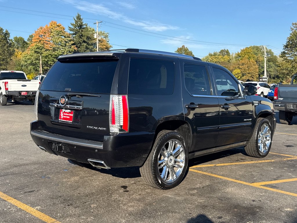 Used 2013 Cadillac Escalade Premium AWD/4WD image 6