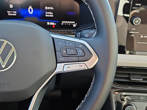 New 2026 Volkswagen Taos S image 18