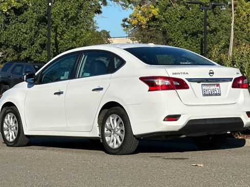 Used 2018 Nissan Sentra SV image 6