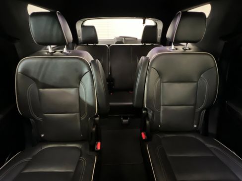 Certified 2023 Chevrolet Traverse Premier image 27