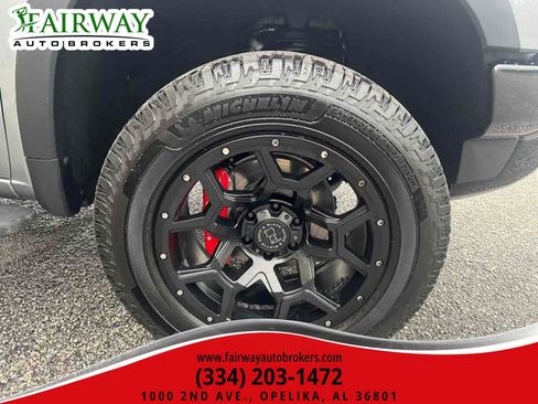 Used 2023 Chevrolet Silverado 1500 ZR2 w/ Technology Package image 33