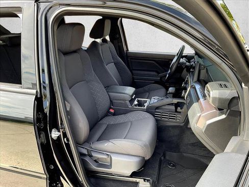 Used 2026 Toyota Tacoma SR5 RWD image 9