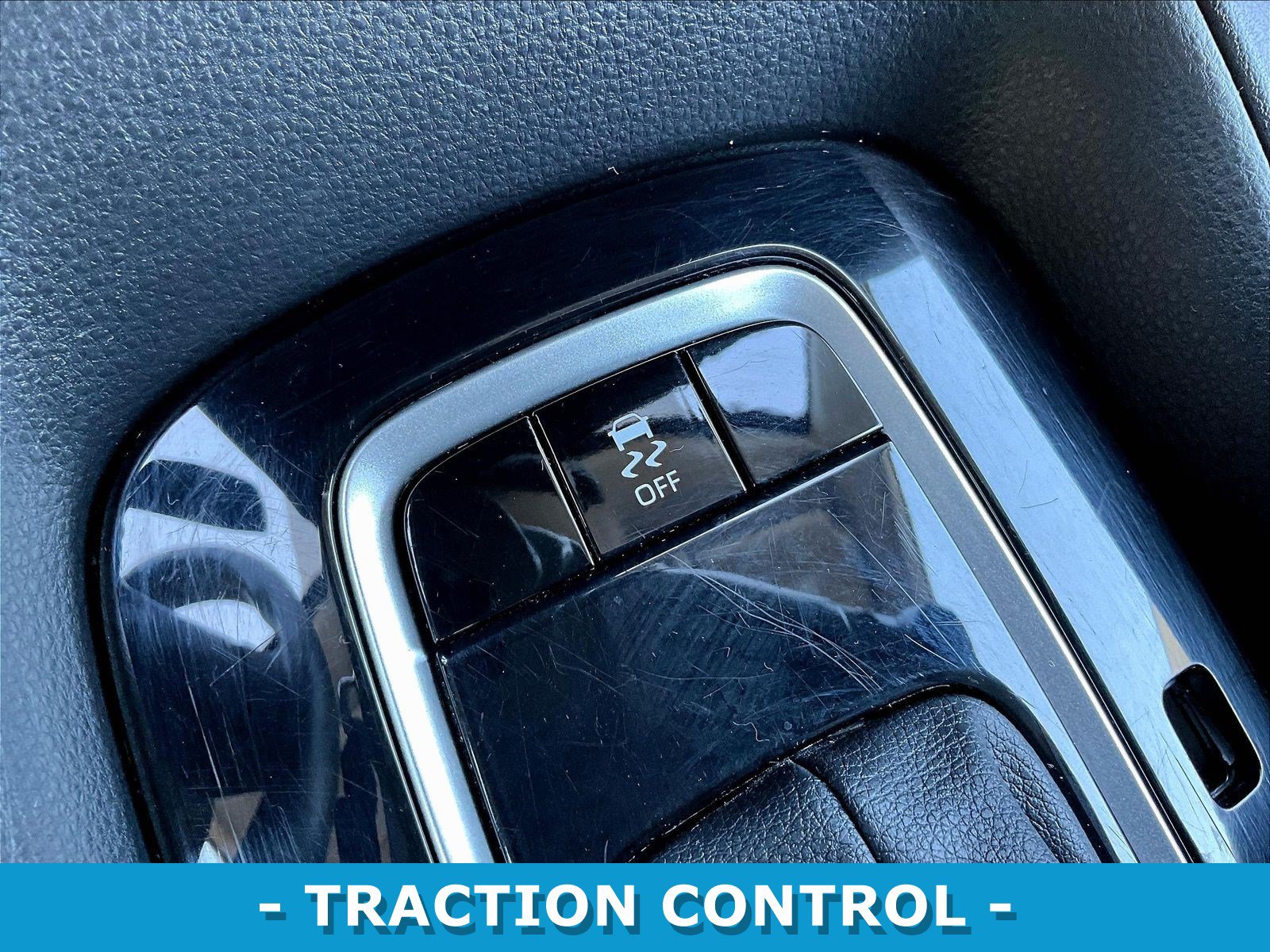 Used 2024 Toyota Corolla LE FWD image 15