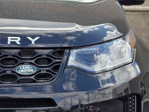 New 2025 Land Rover Discovery Sport S image 38