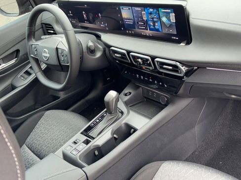 New 2026 Nissan Sentra SV w/ SV Convenience Package image 10