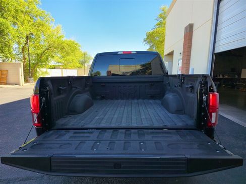 Used 2018 Ford F150 Platinum w/ Equipment Group 701A Luxury AWD/4WD image 36