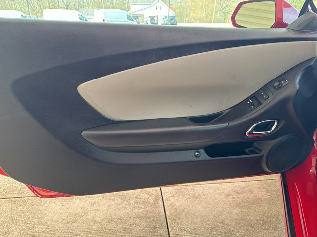 Used 2015 Chevrolet Camaro LS RWD image 16