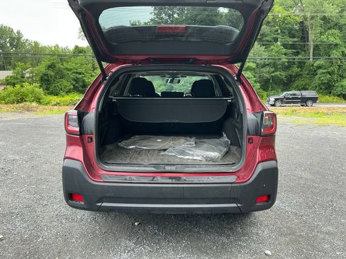 Used 2024 Subaru Outback Premium AWD/4WD image 14