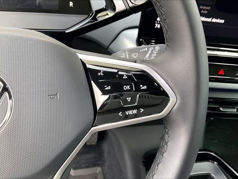 Certified 2023 Volkswagen ID.4 Pro image 18