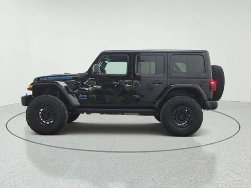 Used 2021 Jeep Wrangler Unlimited Rubicon 4xe w/ Steel Bumper Group AWD/4WD image 8