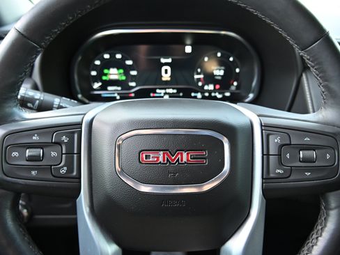Used 2022 GMC Yukon SLT w/ SLT Premium Package AWD/4WD image 35