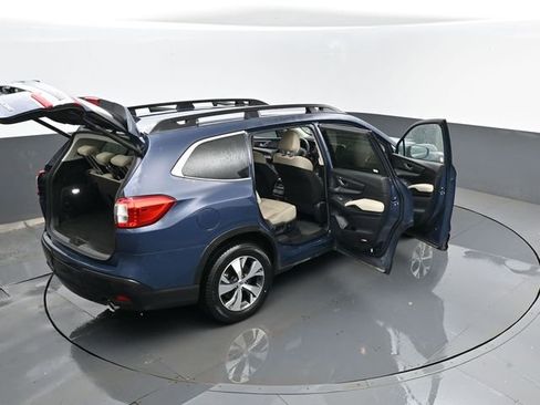 Used 2025 Subaru Ascent Premium image 27