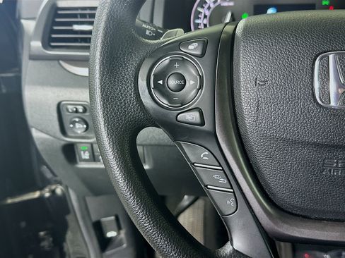 Used 2022 Honda Ridgeline Sport image 16