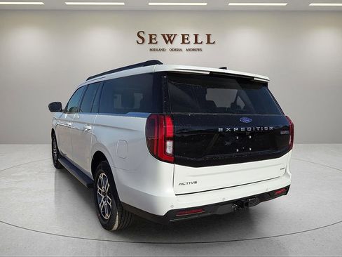New 2026 Ford Expedition Max Active RWD image 3