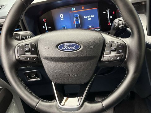 Used 2026 Ford Maverick XLT w/ XLT Luxury Package AWD/4WD image 13