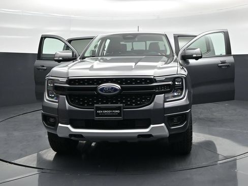Used 2024 Ford Ranger Lariat w/ FX4 Off-Road Package AWD/4WD image 16