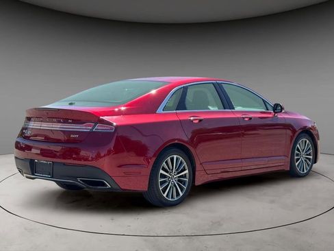 Used 2019 Lincoln MKZ Reserve FWD image 12