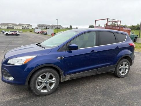Used 2016 Ford Escape SE FWD image 1