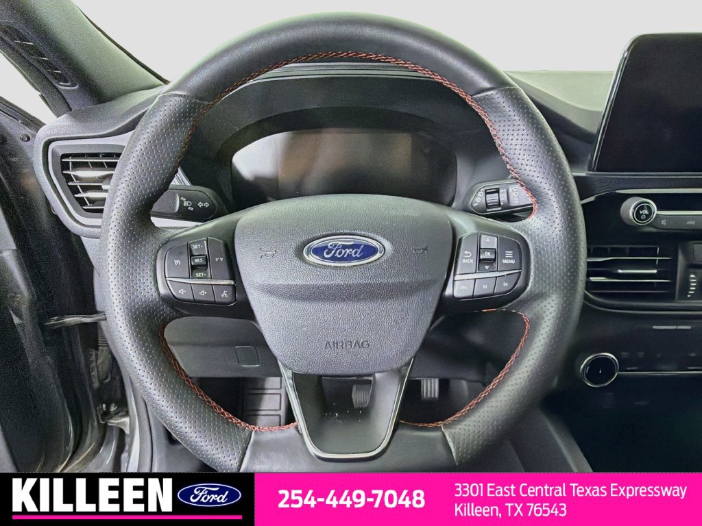 Used 2025 Ford Escape ST-Line AWD/4WD image 11