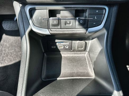 Certified 2022 GMC Terrain SLT image 16