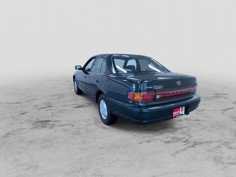Used 1993 Toyota Camry LE FWD image 7